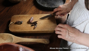 After the beef marrow has been cut as big as great dice for the receipt (recipe) Another forc't dish cut dates as big as small dice.  